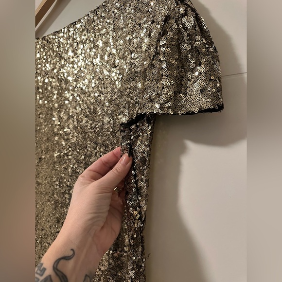 BNWT Gold Sequin Dress - Picture 6 of 8